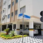 Apartamento 1 Quarto, Andar Alto, Acolhedor, Com Ar Condicionado