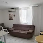 Apartamento 1 Quarto, Andar Alto, Acolhedor, Com Ar Condicionado